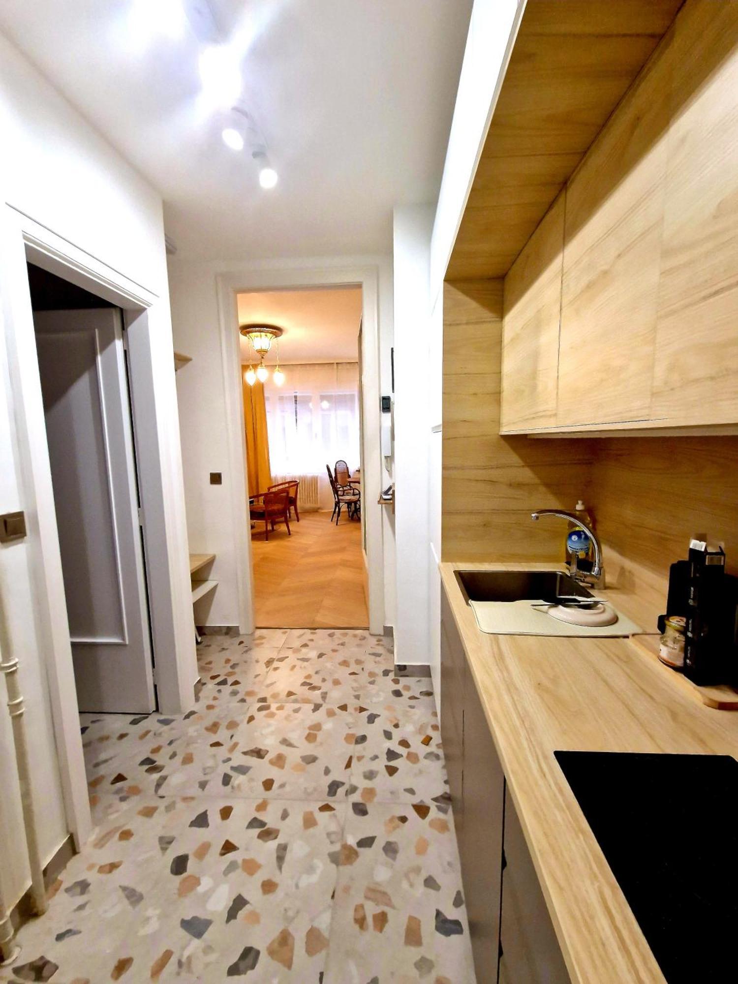 Charming Center Apartman Budapest Ngoại thất bức ảnh